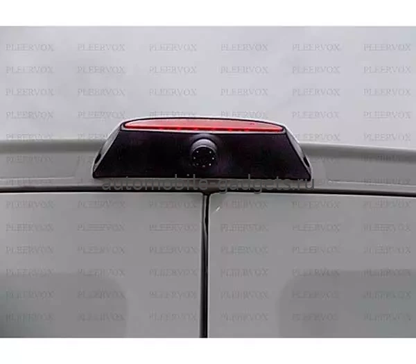 Pleervox PLV-CAM-TR06 штатная камера заднего вида в стоп-сигнале для автомобилей Iveco Daily 2014+