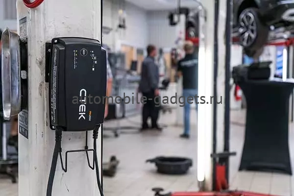 CTEK PRO25SE Мощное зарядное устройство с длинными кабелями для зарядки аккумуляторов всех типов включая литиевые и AGM