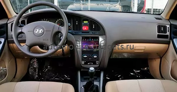 Carmedia ZF-1153-Q6 ("Тесла-стиль") штатная магнитола для Hyundai Elantra MD 2010-2013 на Android 11 с 8GB, DSP, 4G