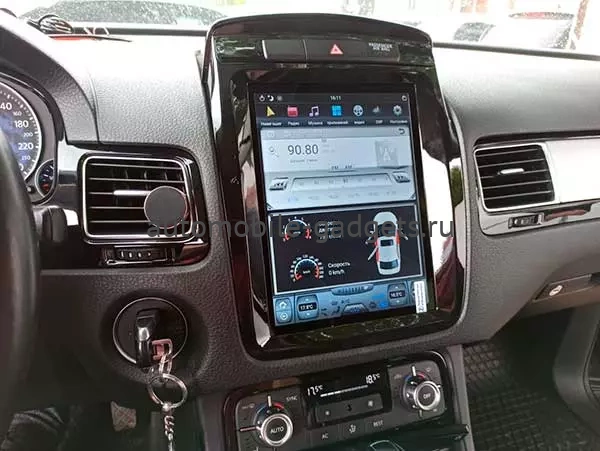 Carmedia ZF-1108-Q6 ("Тесла-стиль") штатная магнитола для Volkswagen Touareg II 2010-2014 на Android 11 c 8GB, DSP, 4G