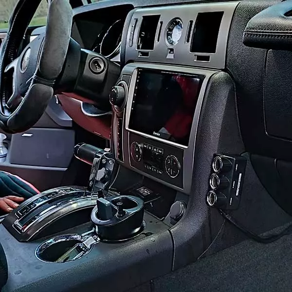 Carmedia EW-9298-MKD-9509-2K-12512-D7 Штатная магнитола для Hummer H2 2007-2009 на Android 13 c 12GB, DSP, 4G