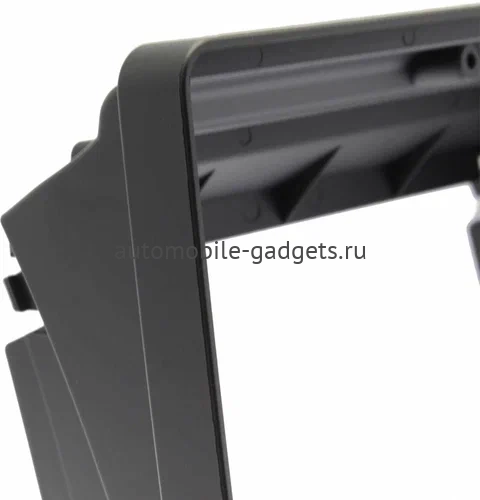 Штатное головное устройство Teyes CC3L WIFI 2/32 9 дюймов RM-9-1204 для Land Rover Range Rover Sport 2005-2009 на Android 8.1 (DSP, IPS, AHD)