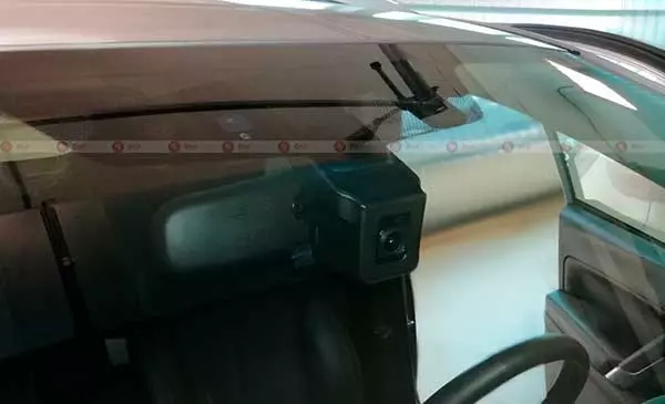 Двухканальный видеорегистратор Redpower DVR-UNI-N (Wi-Fi Full HD) для автомобилей без датчика дождя с интеграцией в ножке зеркала