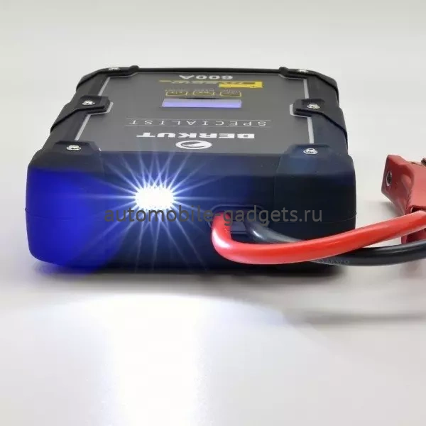 BERKUT SPECIALIST JSC-600С HYBRID Автомобильное пуско-зарядное устройство