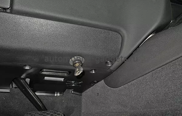 Гарант Форт 02001.N бесштыревой блокиратор рулевого вала для BMW X5 2015+