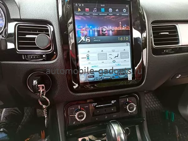Carmedia ZF-1108-Q6 ("Тесла-стиль") штатная магнитола для Volkswagen Touareg II 2010-2014 на Android 11 c 8GB, DSP, 4G