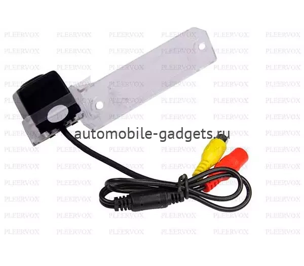 Pleervox PLV-CAM-MB05 Камера заднего вида для Mercedes ML (W164), R (251), GL (X164) Pleervox PLV-CAM-MB05 Камера заднего вида для Mercedes ML (W164), R (251), GL (X164)