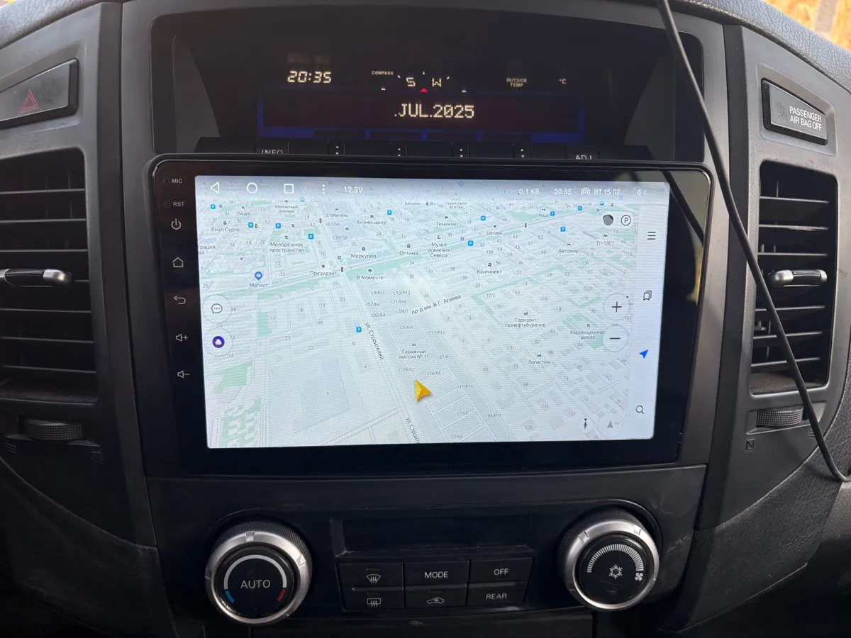 Установка штатной магнитолы Carmedia на android для Mitsubishi Pajero 4 2006+ Установка штатной магнитолы Carmedia на android для Mitsubishi Pajero 4 2006+