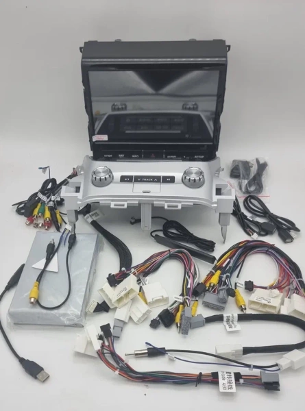 Carmedia ZF-7008-GE штатная магнитола для Toyota LC 200 2015+ на Android 13 c 8GB, DSP, 4G