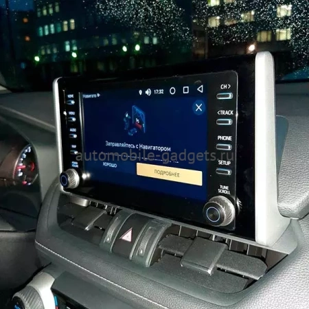 Навигационный блок Radiola RDL-04 для Toyota RAV4 2019+ (без штатной навигации), Camry V70 (без JBL) на Андроид 12 c 8Gb