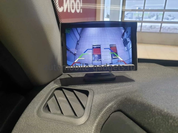 AVS0500BM Автомобильный монитор 5" для установки на приборную панель