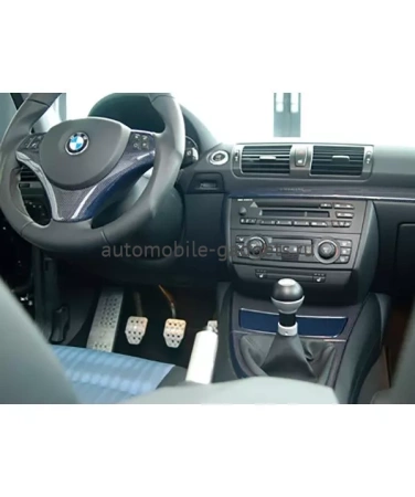 Переходная рамка AVIS Electronics AVS500FR (004) для BMW 1 (E81, E82, E87, E88 в комплектации без штатной навигационной системы),1DIN