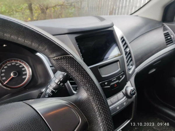 Магнитола в штатное место 2 din SsangYong Actyon 2, Korando 3 2013-2024 Canbox M-Line 9863-RP-SYACC-67 на Android 10 (4G-SIM, 2/32, DSP) (173х98)