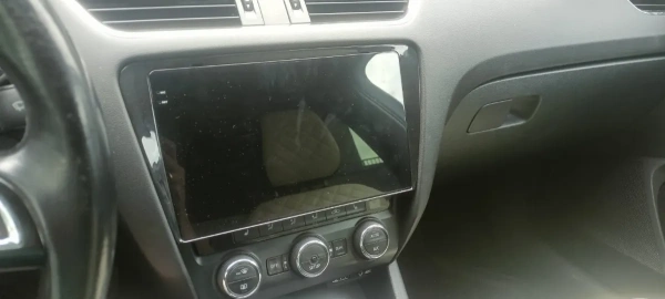 Штатная магнитола Canbox Logic-i3 2K 5736-1048 для Skoda Octavia A7 2013-2020 (глянцевая) на Android 11 (4G-SIM, 8/256, DSP, 360, QLed)