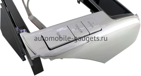 Штатное головное устройство Teyes CC3 4/64 9 дюймов RM-9-0138 для Toyota Land Cruiser Prado 150 2009-2013 (для авто с 360, Navi и JBL Synthesis, глянцевая) на Android 10 (4G-SIM, DSP, QLed)