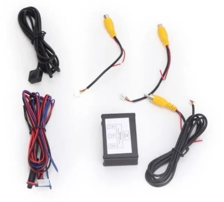 Canbox XY-3027 Блок автоматического переключения камер переднего и заднего вида Control Box