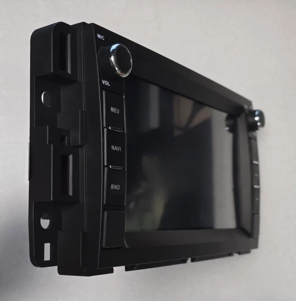 CarMedia MKD-7041-A7 Штатная магнитола для Chevrolet, GMC, Hummer, Buick на Android 14 с 4GB, DSP, 4G