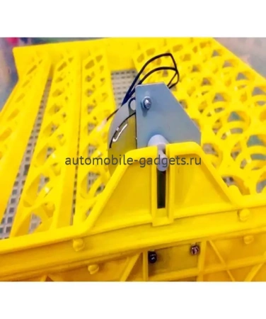 Автоматический инкубатор на 96 яиц с термометром, влагомером и автопереворотом HDD 96