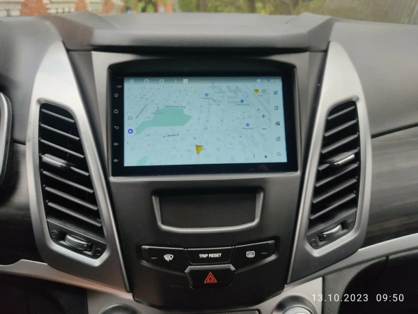 Магнитола в штатное место 2 din SsangYong Actyon 2, Korando 3 2013-2024 Canbox M-Line 9863-RP-SYACC-67 на Android 10 (4G-SIM, 2/32, DSP) (173х98)