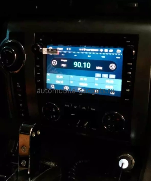 Carmedia MKD-G727-P30 штатная магнитола для Hummer H2, Chevrolet, GMC, BUICK на Android 10 с 2Gb, DSP