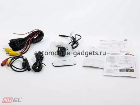 CMOS ИК штатная камера заднего вида AVS315CPR (#207) для автомобилей Toyota Camry 2017+