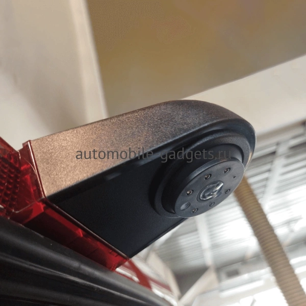 Штатная камера заднего вида в стоп-сигнал AVS325CPR215 с переключателем HD и AHD для автомобилей SOLLERS/ JAC/ МАЗ Штатная камера заднего вида в стоп-сигнал AVS325CPR215 с переключателем HD и AHD для автомобилей SOLLERS/ JAC/ МАЗ