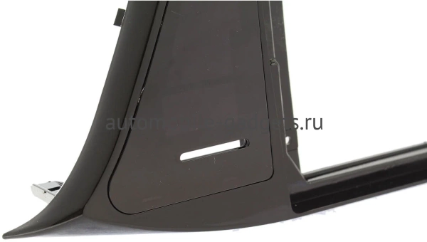 Штатная магнитола Canbox L-Line 4167-9400 для Toyota C-HR 2016-2022, Izoa 2018-2024 (правый руль) (для комплектации с магнитолой 130x230mm) на Android 10 (4G-SIM, 3/32, TS18, DSP, QLed)