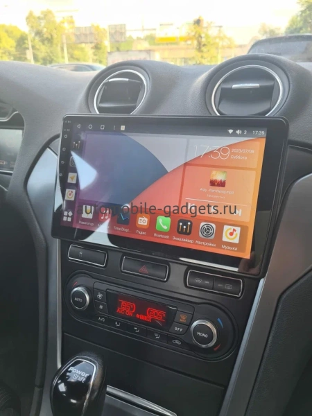 Штатная магнитола Ford Mondeo 4 2010-2014 (черная) Canbox M-Line 4543-1019 на Android 10 (4G-SIM, 2/32, DSP, QLed)