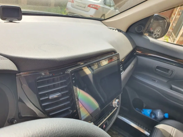 Штатная магнитола Mitsubishi Outlander 3 2012-2024 OEM RK10-1153 на Android 10 (CarPlay, AHD, 1/32)