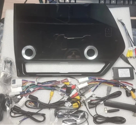 Carmedia ZF-3013 Штатная магнитола для Toyota Highlander 4 U70 2022-2025+ Китай на Android 13 c 8GB, DSP, 4G