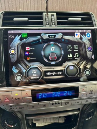 Штатное головное устройство Toyota Land Cruiser Prado 150 2017-2024 (серебряная) Teyes CC4 Pro 2K 8/128 10.36 дюймов RM-1038 на Android 13 (4G-SIM, DSP, QLed, AI) (для авто без 4 камер)