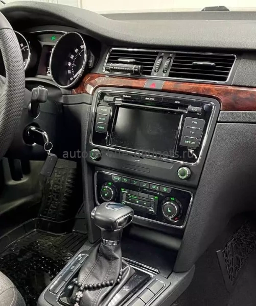 Штатная магнитола Skoda Superb 2 (B6) 2008-2015 Canbox L-Line 4168-1085 на Android 10 (4G-SIM, 3/32, TS18, DSP, QLed)