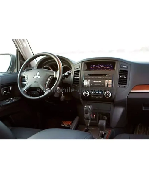 Переходная рамка AVIS Electronics AVS500FR (094) для MITSUBISHI PAJERO 4, 2DIN