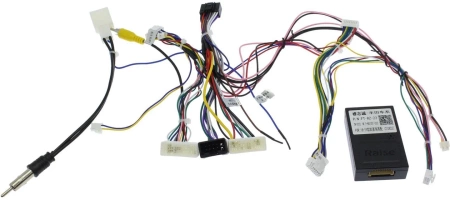 Carmedia SF-9695-OL-9009-Q-TS105 Штатная магнитола для Toyota Camry V70 2018-2021 на Android 14 c 6GB, DSP, 4G