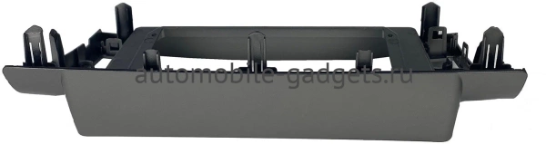 Штатное головное устройство Teyes CC2L PLUS 1/16 10 дюймов RM-10-1129 для Toyota Estima 3 2006-2016, Previa 3 (XR50) 2006-2019 (серебристая, правый руль) на Android 8.1 (DSP, IPS, AHD)