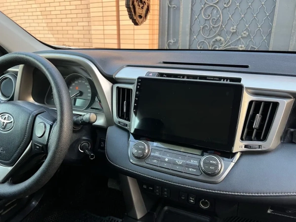 Штатная магнитола Toyota RAV4 4 (XA40) 2012-2019 OEM RK10-1060 (для авто без камеры) на Android 10 (CarPlay, AHD, 1/32)