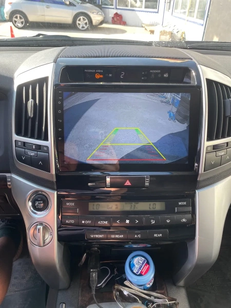 Штатная магнитола Toyota Land Cruiser 200 2007-2015 (для авто без NAVI) Canbox RS10-1004 1.5/32 Android 10 (IPS, DSP, CarPlay)