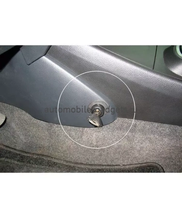 Блокиратор КПП для NISSAN TIIDA /2007-2010/ А4 Р, /2010-2013/, /2013-2014/ А P - Гарант Консул 29601.L