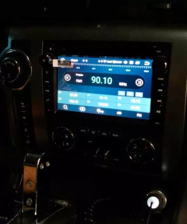 Carmedia MKD-G727-P30 штатная магнитола для Hummer H2, Chevrolet, GMC, BUICK на Android 10 с 2Gb, DSP