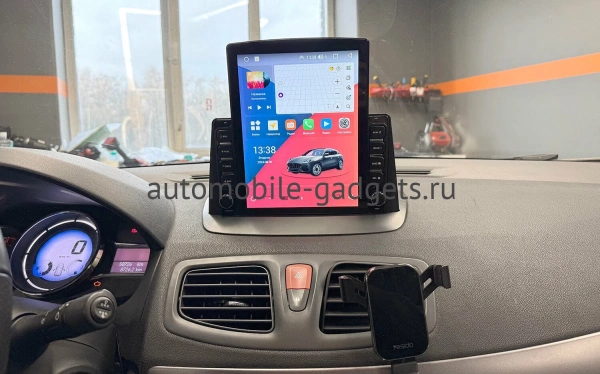 Штатная магнитола Canbox M-Line 5610-9215 для Renault Fluence, Megane 3 2008-2016 на Android 10 (4G-SIM, 2/32, DSP, QLed, Tesla)