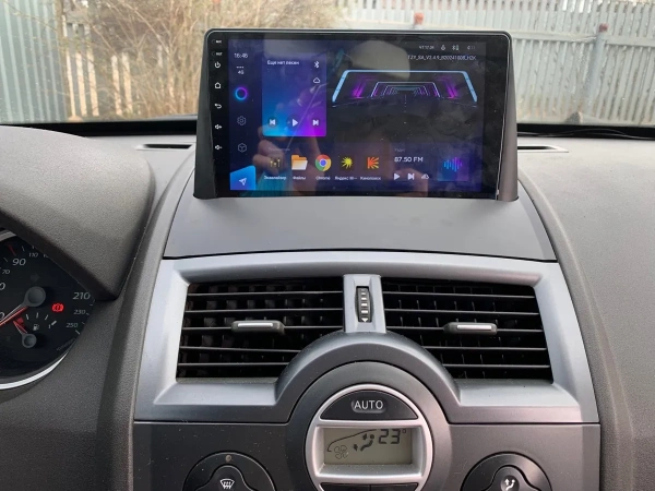 Штатная магнитола Canbox Logic-i3 5721-9231 для Renault Megane 2 2002-2009 на Android 11 (4G-SIM, 4/64, DSP, 360, QLed)
