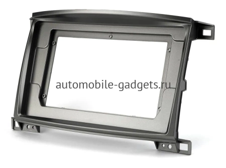 Штатное головное устройство Toyota Land Cruiser 100 2002-2007 (для авто с монитором) Teyes CC2L PLUS 1/16 10 дюймов RM-10-1181 на Android 8.1 (DSP, IPS, AHD)