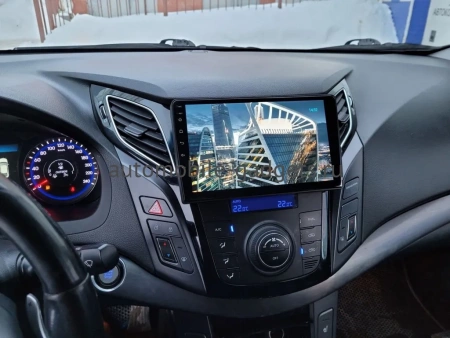 Штатная магнитола Canbox M-Line 4542-9-259 для Hyundai i40 2011-2015 на Android 10 (4G-SIM, 4/64, DSP, QLed)