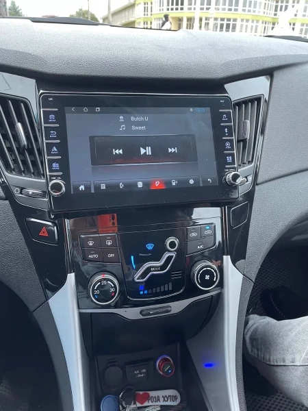 Штатная магнитола Hyundai Sonata 6 (YF) 2009-2014 Canbox BGTR9-9114 4/64 Android 10 (IPS, DSP, CarPlay)