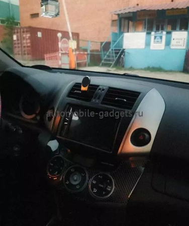 SWAT AHR-7020 автомагнитола 2 DIN на Android 8.1 c 2 GB оперативной памяти и встроенным DSP процессором