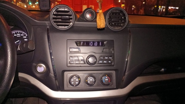 Штатная магнитола Dongfeng DF6 2022-2024 Canbox RS10-1015 1.5/32 на Android 10 (IPS, DSP, CarPlay)