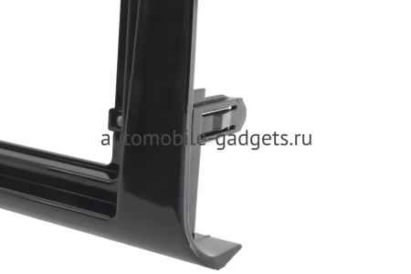 Штатная магнитола Canbox PRO-Line 7885-9400 для Toyota C-HR 2016-2022, Izoa 2018-2024 (правый руль) (для комплектации с магнитолой 130x230mm) на Android 13 (4G-SIM, 4/64, DSP, QLed, Tesla)