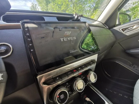 Штатное головное устройство Teyes CC3L 4/32 10 дюймов RM-10-1470 для Renault Arkana, Duster 2, Master 2019-2024 на Android 10 (4G-SIM, DSP, IPS)