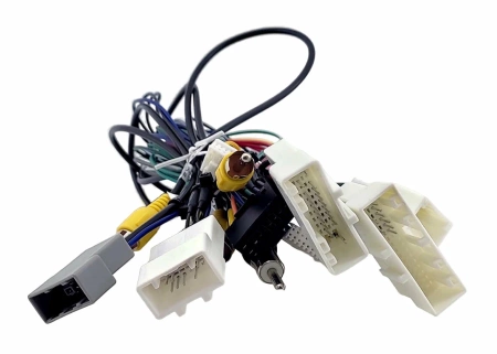 Штатное головное устройство Teyes SPRO PLUS 4/64 9 дюймов RM-9-3007 для Infiniti M25, M37, M56 2010-2013, Q70 2013-2019 (Тип A, для авто без кнопок TEL и APPS) на Android 10 (4G-SIM, DSP, IPS)