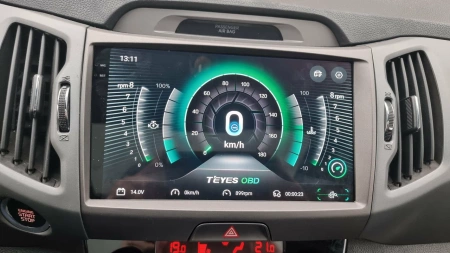 Штатное головное устройство Kia Sportage 3 2010-2016 (для авто без камеры) Teyes CC4 Pro 2K 8/128 9.5 дюймов RM-9071 на Android 13 (4G-SIM, DSP, QLed, AI)